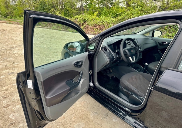 Seat Ibiza cena 13800 przebieg: 230000, rok produkcji 2008 z Wrocław małe 436